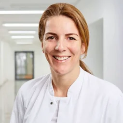 Angela Meisen Portrait Angela Meisen Oberärztin Innere