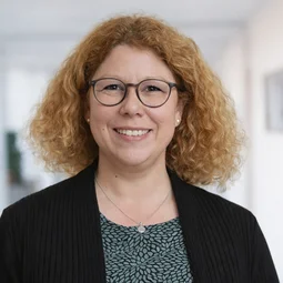 Eva Lippert, Leiterin Unternehmenskommunikation Augustinerinnen Krankenhäuser gGmbH: Cellitinnen-Krankenhaus St. Hildegardis Cellitinnen-Severinsklösterchen Krankenhaus der Augustinerinnen