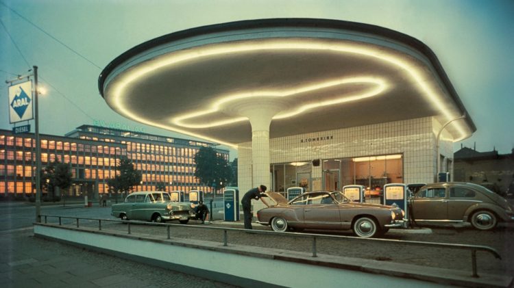 Bild zur Kategorie Sondermotive Tankstelle