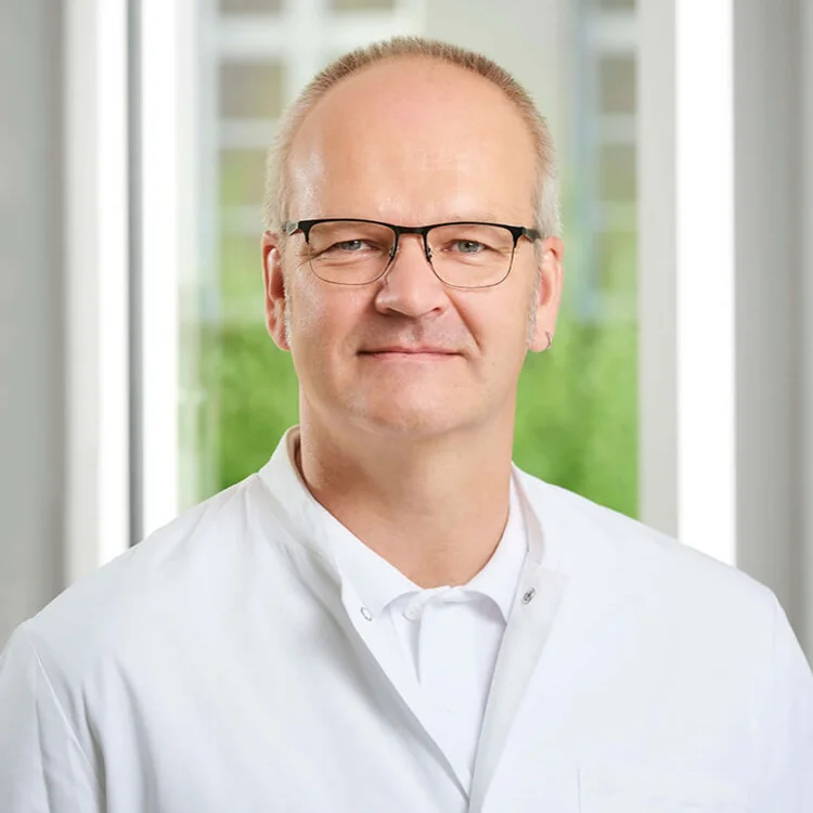 Oberarzt Dr. Michael May
