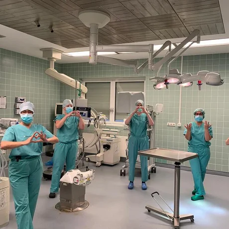Ein Gruß aus dem Operationssaal
