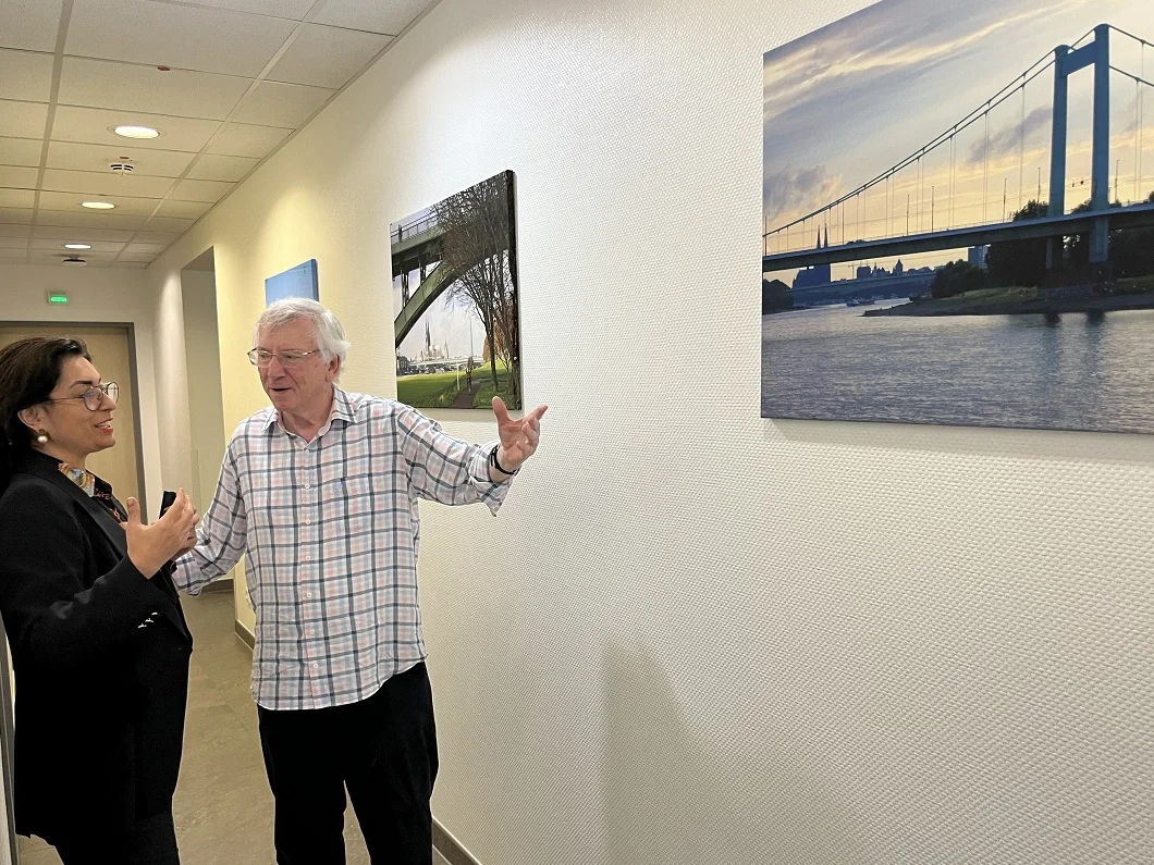 Dr. Pape mit Fotograf und Parkinson Patient 