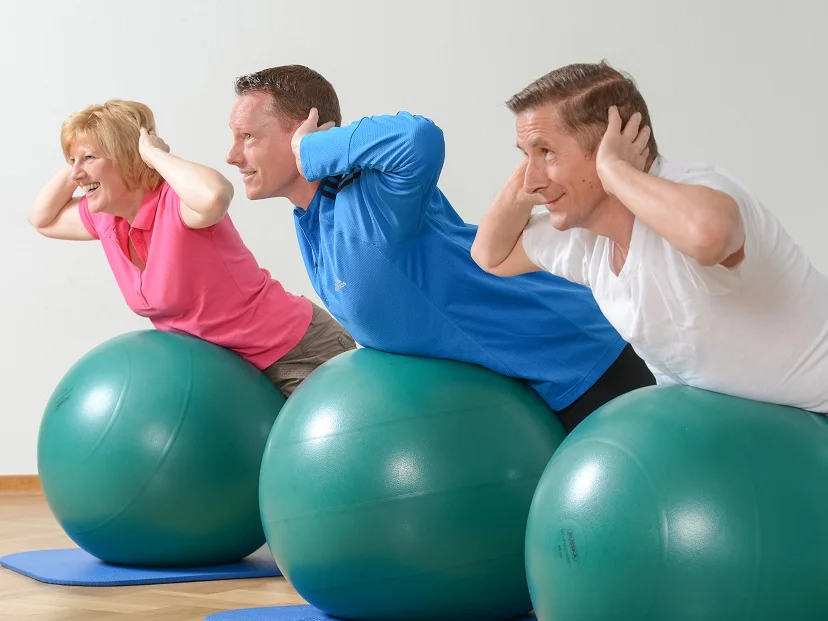 Kurs auf Gymnastikball im RTZ