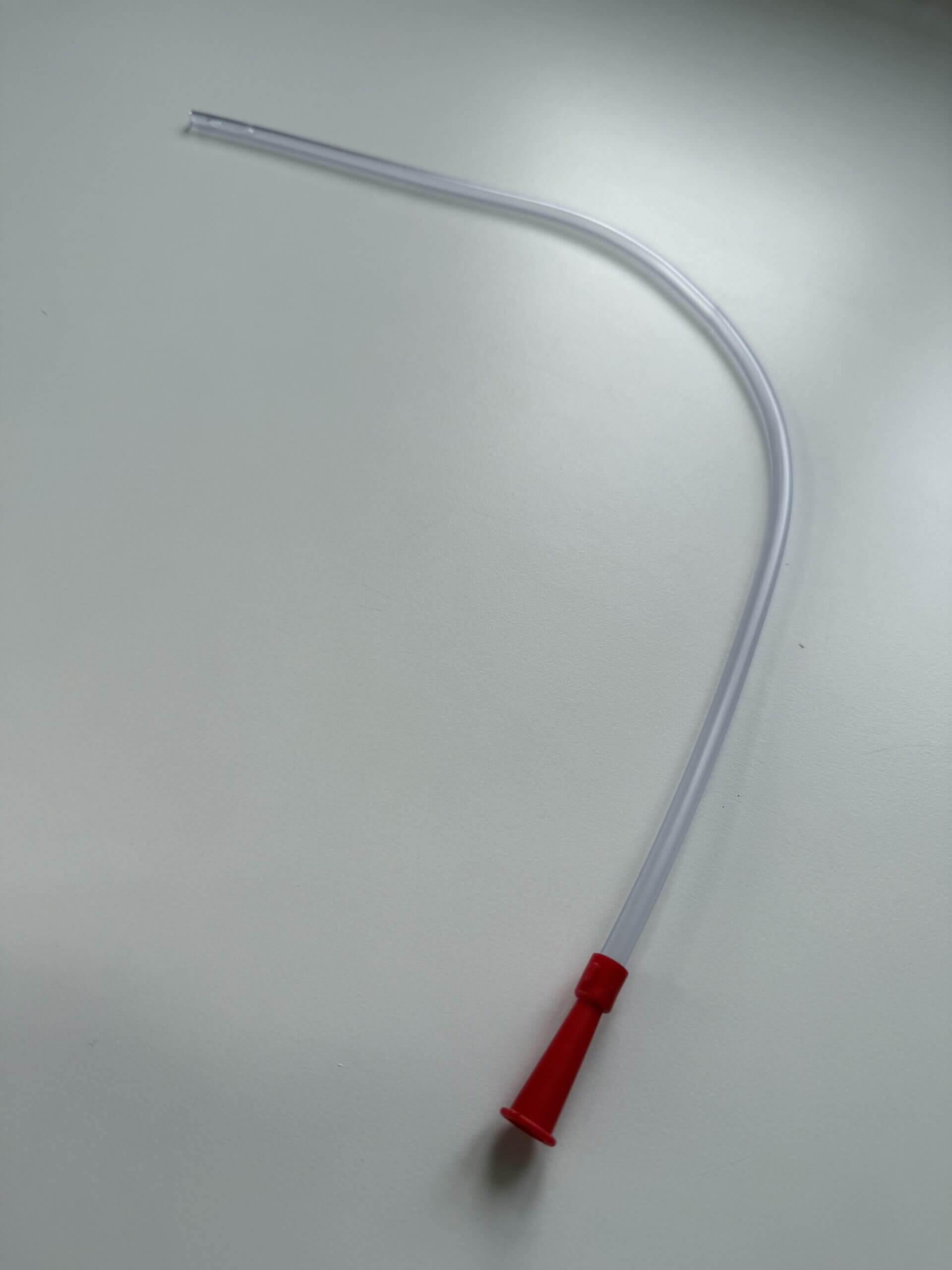 Absaugkatheter Farbe Rot