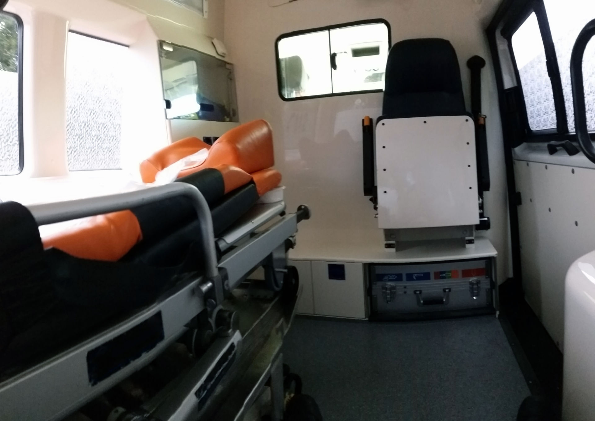 Innenraum Krankentransportwagen