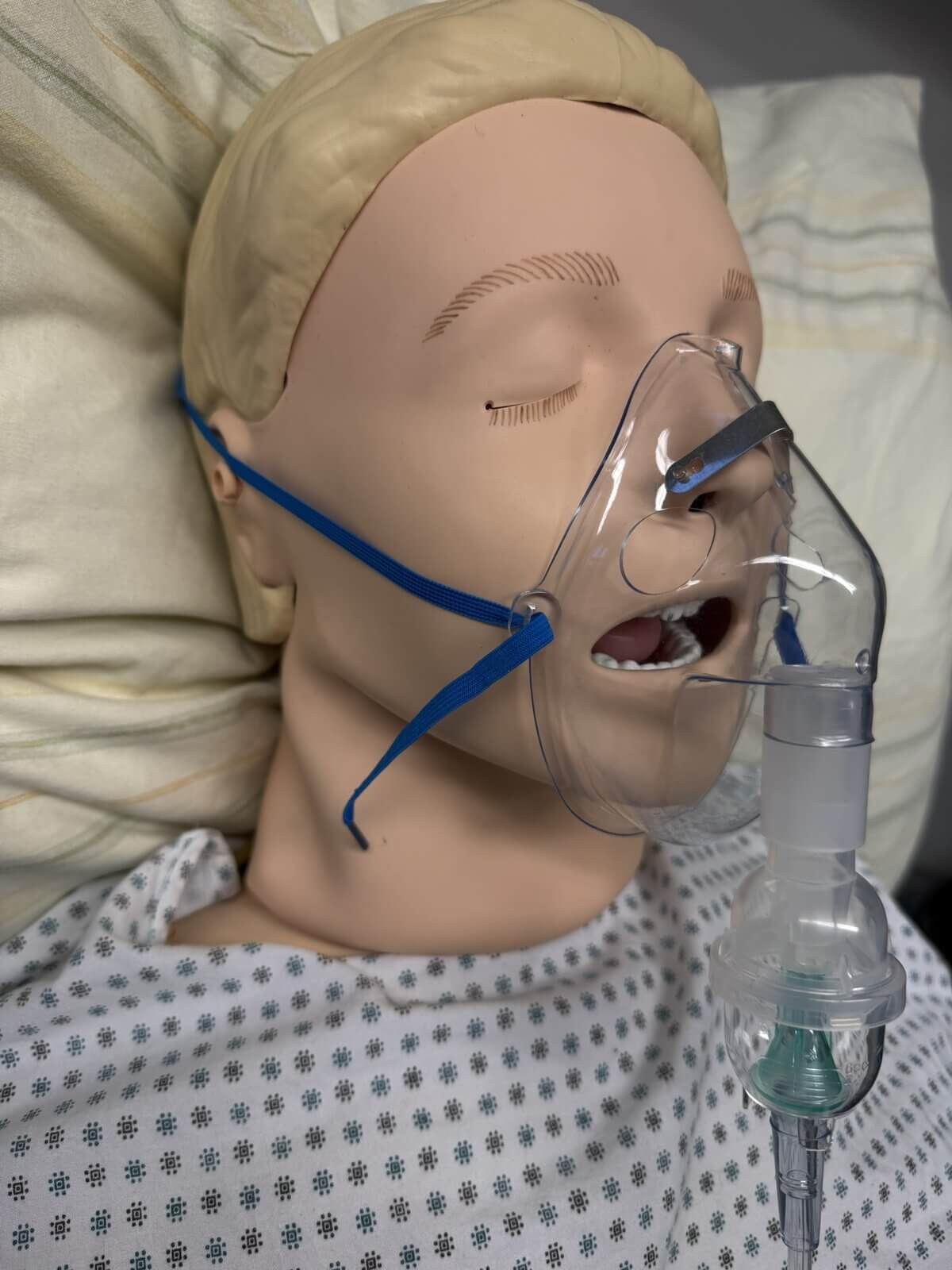 Verneblermaske Frontalansicht