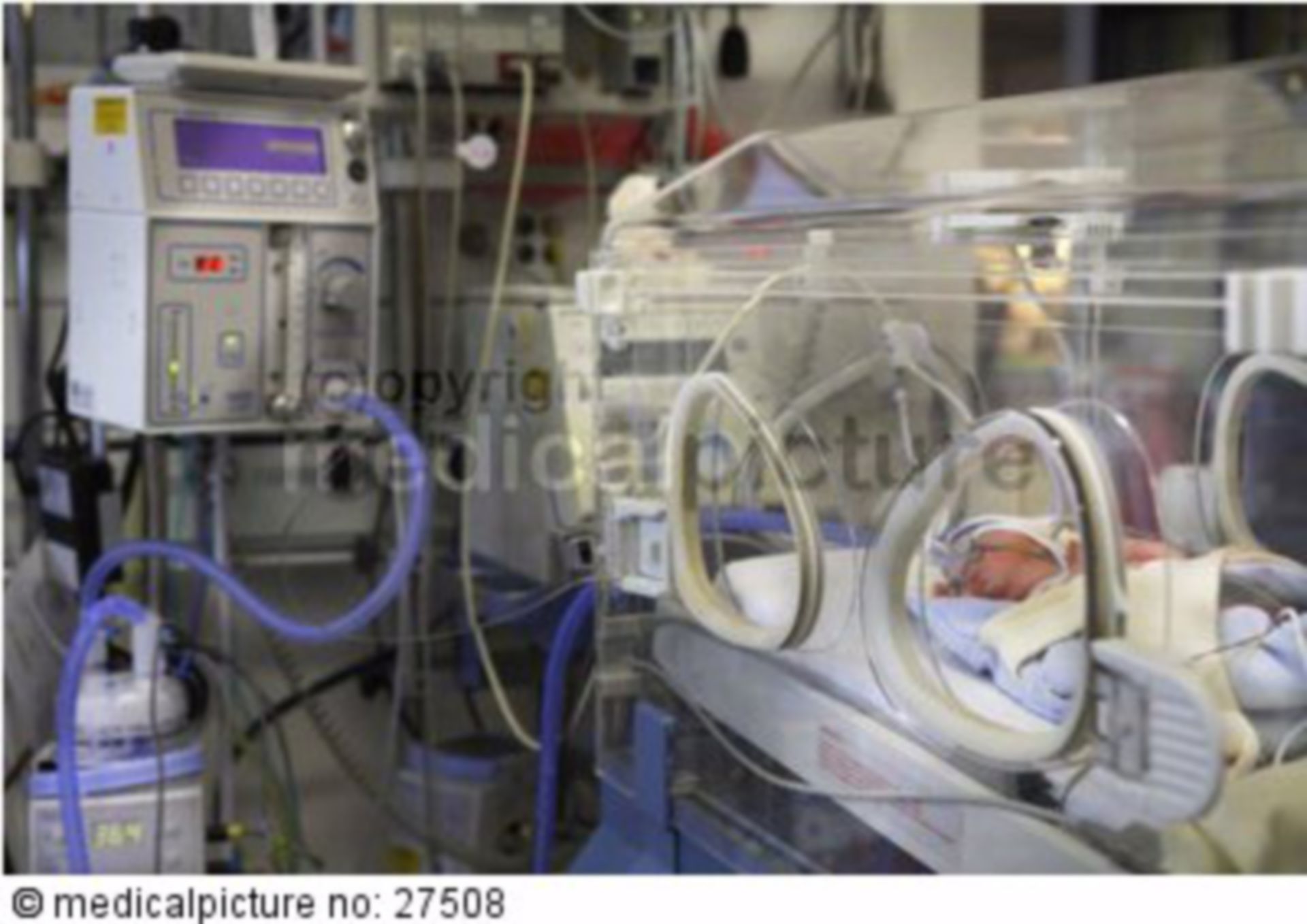 Incubator, preemie, intensive care unit, newborn